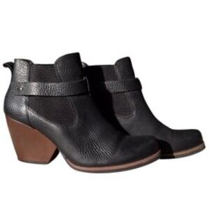 ANTHROPOLOGIE Kork-Ease Thyone Black Leather Thick Wedge Ankle Booties Boots